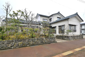 新潟県阿賀野市緑町
